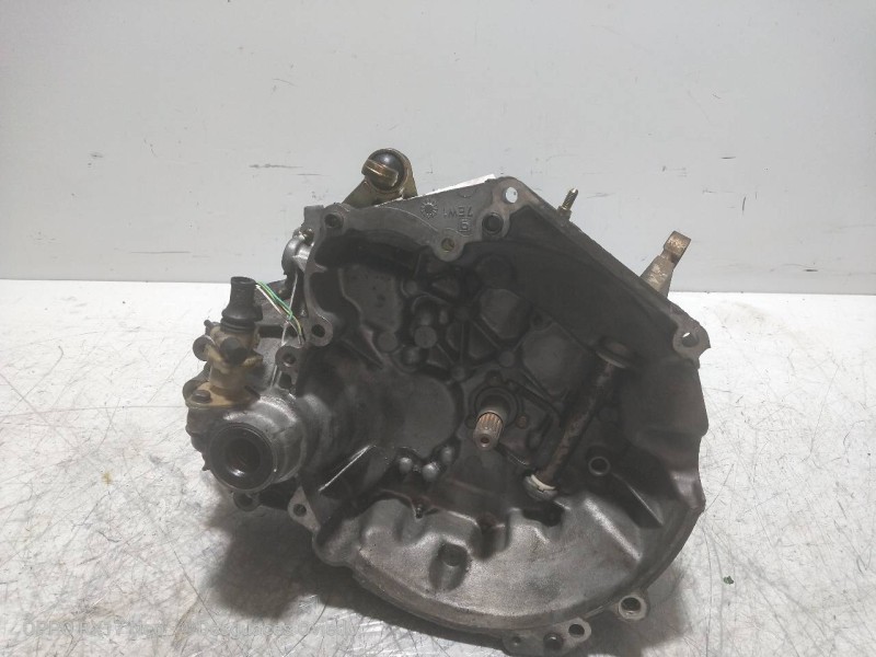 Recambio de caja cambios para peugeot 306 berlina 3/5 puertas (s1) 1.4 referencia OEM IAM 20CB61 0670929 