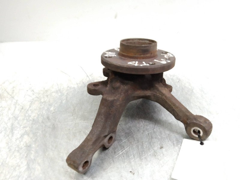 Recambio de mangueta delantera derecha para renault 19 (b/c/l53) referencia OEM IAM   