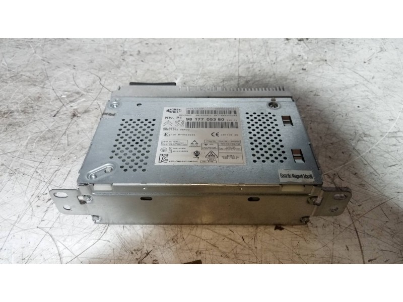 Recambio de sistema audio / radio cd para citroen c4 lim. live edition referencia OEM IAM 9817705380  