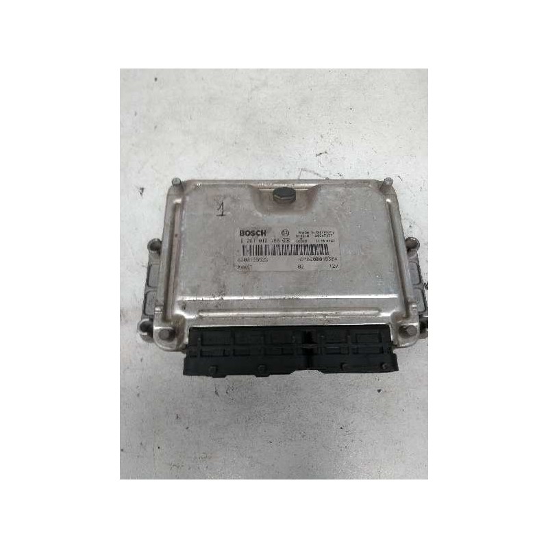 Recambio de centralita motor uce para renault clio ii fase ii (b/cb0) 1.9 dti diesel referencia OEM IAM 0281010788 8200155523 HO