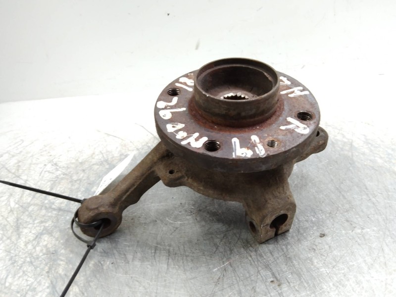 Recambio de mangueta delantera derecha para renault 19 (b/c/l53) 1.8 referencia OEM IAM   