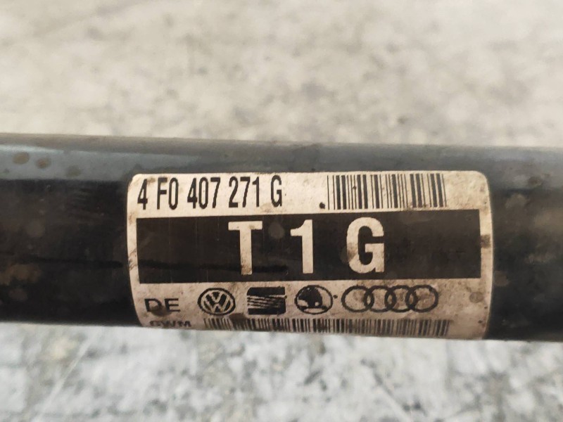 Recambio de transmision delantera derecha para audi a6 avant (4f5) 2.4 quattro referencia OEM IAM 4F0407272G  