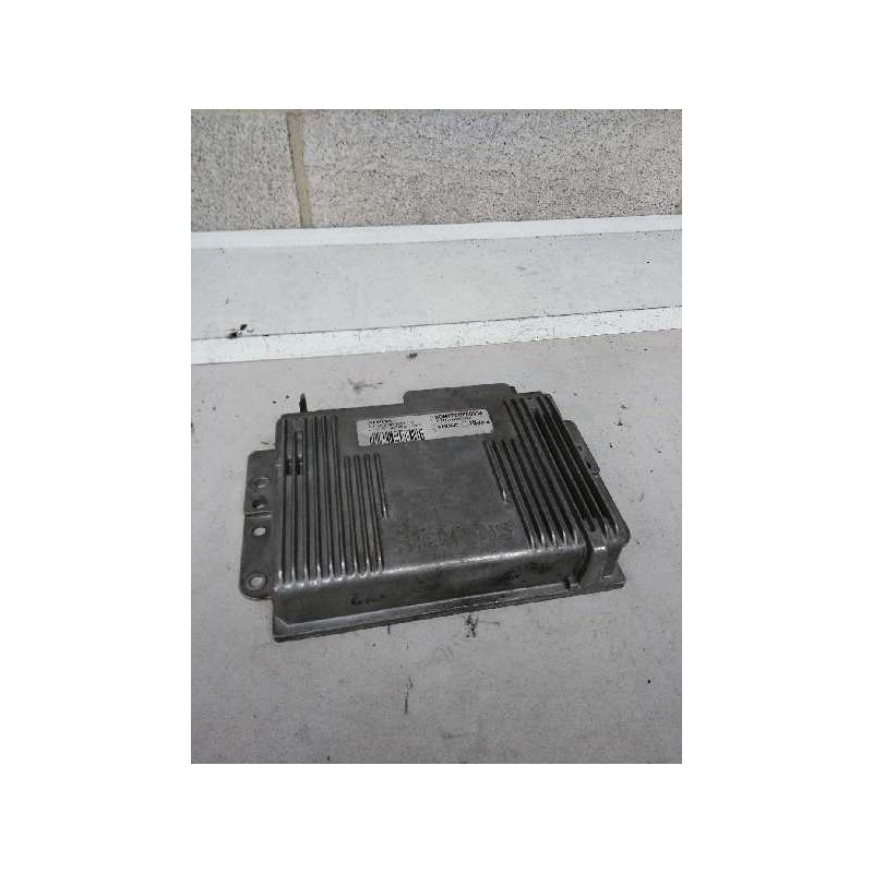 Recambio de centralita motor uce para renault megane i berlina hatchback (ba0) 1.6 referencia OEM IAM S105300103C HOM7700860319 