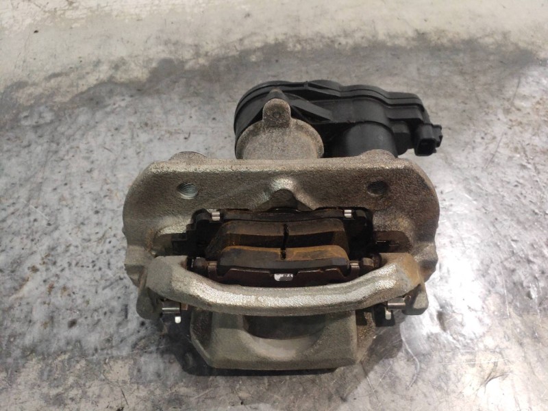Recambio de pinza freno trasera derecha para lexus nx 300h 2wd referencia OEM IAM   