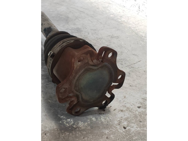 Recambio de transmision delantera derecha para audi a6 avant (4f5) 2.4 quattro referencia OEM IAM 4F0407272G  