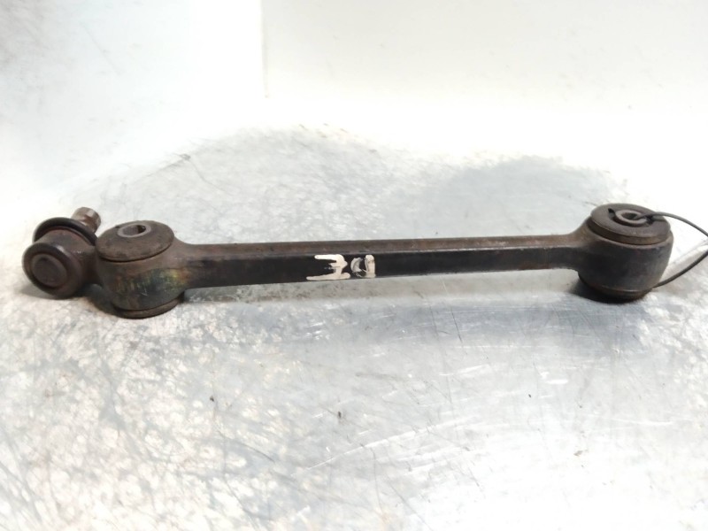 Recambio de brazo suspension inferior delantero derecho para volkswagen polo (867/871/873) referencia OEM IAM   