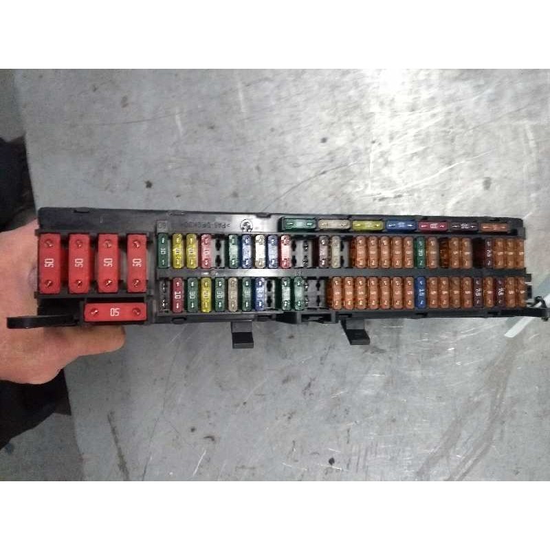 Recambio de caja reles / fusibles para bmw x5 (e53) 3.0 turbodiesel cat referencia OEM IAM 8380407 8384525 