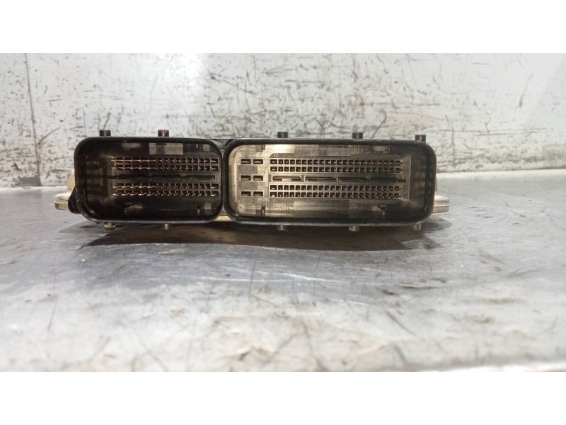 Recambio de centralita motor uce para audi a4 ber. (b8) 2.0 16v tdi referencia OEM IAM 0281015583 03L906022MK EDC17CP14 03L90602