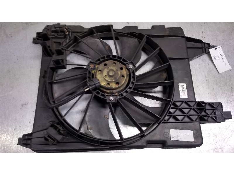 Recambio de electroventilador para renault scenic ii 2.0 referencia OEM IAM 8200151465  