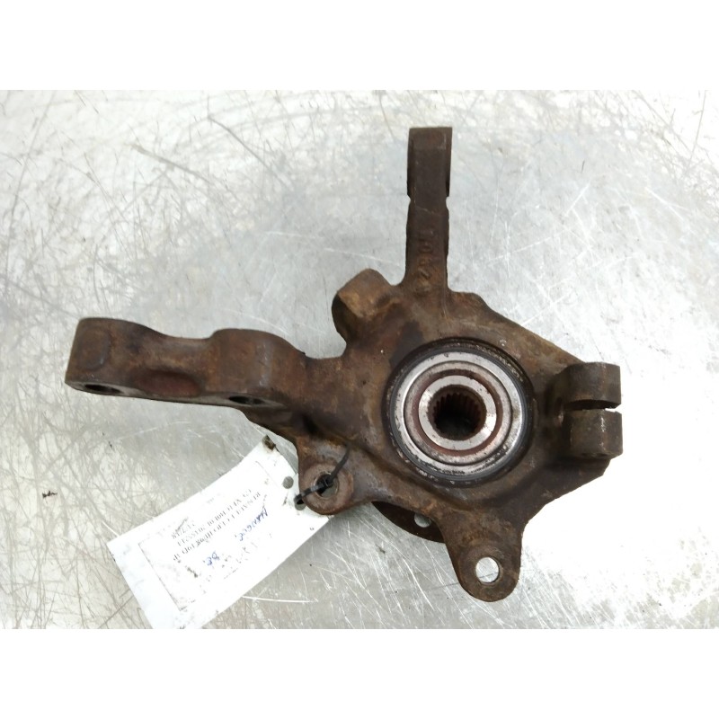 Recambio de mangueta delantera derecha para renault clio ii fase i (b/cbo) 1.9 diesel referencia OEM IAM   