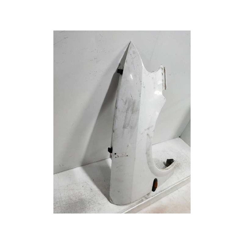 Recambio de aleta delantera derecha para opel vectra b berlina 1.8 16v cat referencia OEM IAM   