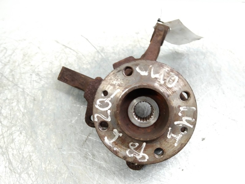 Recambio de mangueta delantera izquierda para renault clio ii fase i (b/cbo) 1.4 referencia OEM IAM   