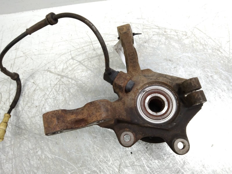 Recambio de mangueta delantera derecha para renault clio ii fase i (b/cbo) referencia OEM IAM   