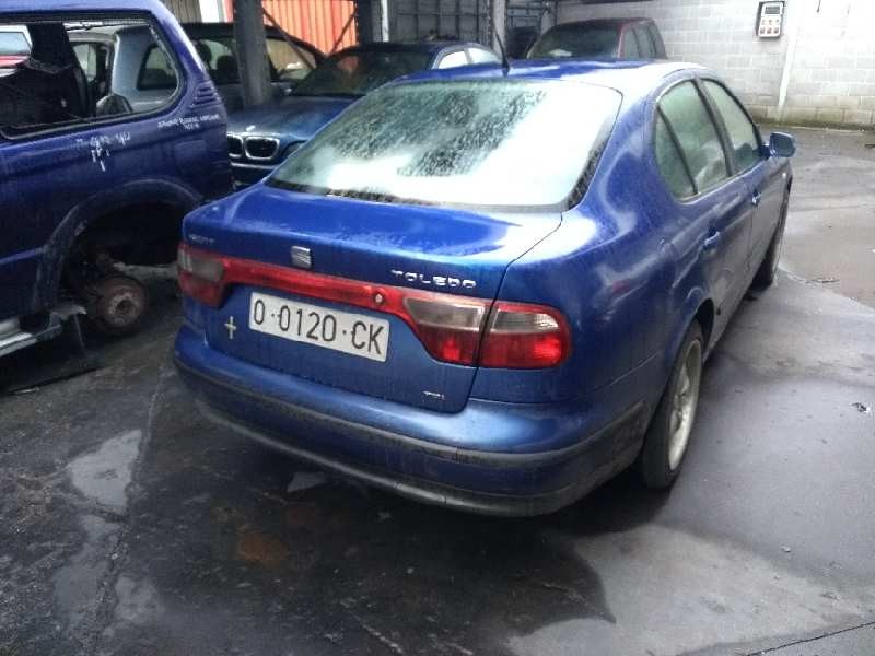 seat toledo (1m2) del año 2000