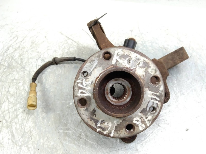 Recambio de mangueta delantera derecha para renault clio ii fase i (b/cbo) 1.6 referencia OEM IAM   