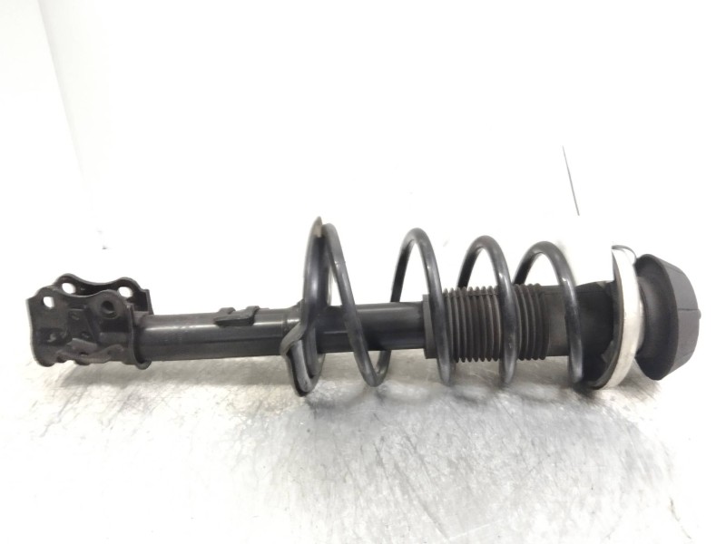 Recambio de amortiguador delantero izquierdo para opel agila b 1.2 cat (k12b / luy) referencia OEM IAM   
