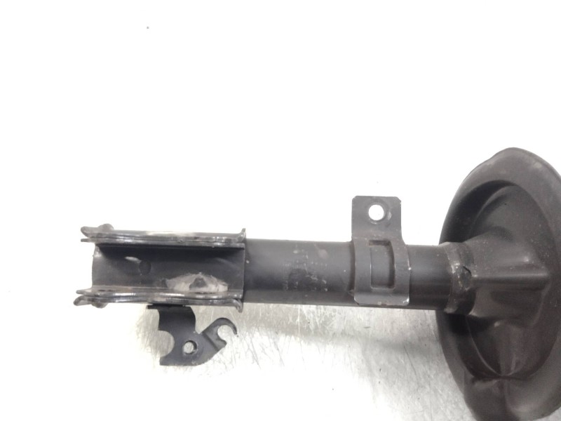 Recambio de amortiguador delantero izquierdo para opel agila b 1.2 cat (k12b / luy) referencia OEM IAM   