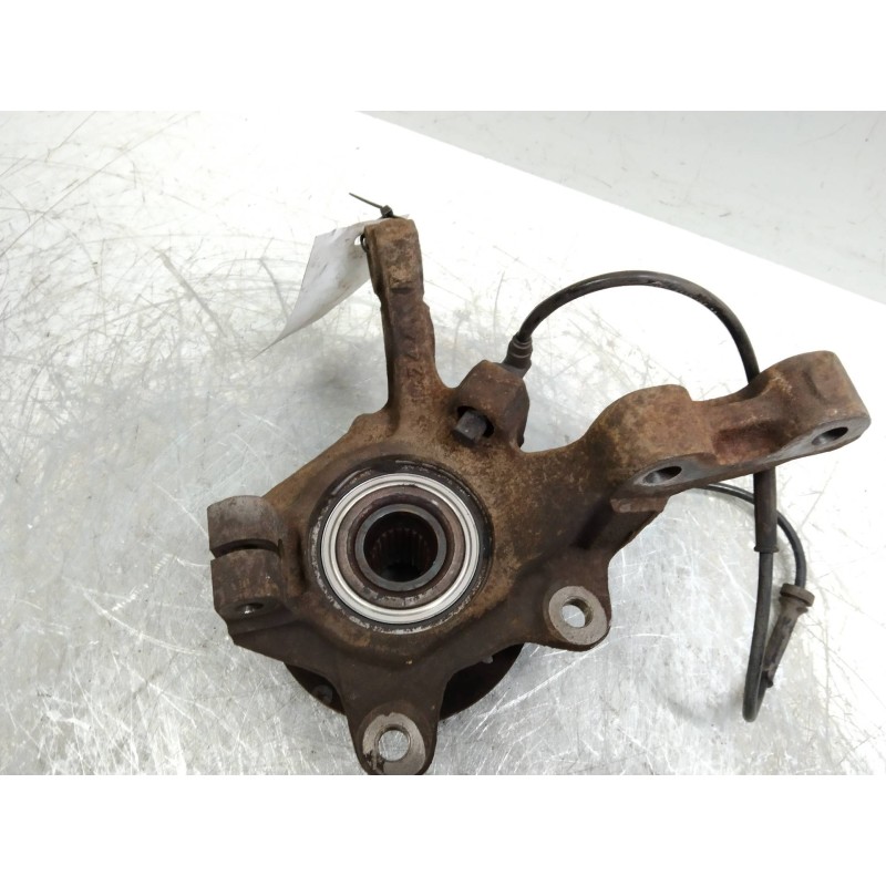 Recambio de mangueta delantera izquierda para renault clio ii fase ii (b/cb0) 1.5 dci diesel referencia OEM IAM    Recambio de mangueta delantera izquierda para renault clio ii fase ii (b/cb0) 1.5 dci diesel referencia OEM IAM