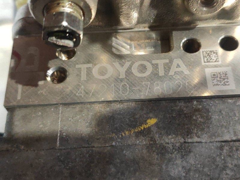 Recambio de abs para lexus nx 300h 2wd referencia OEM IAM 4721078020 4720574040 A17A072