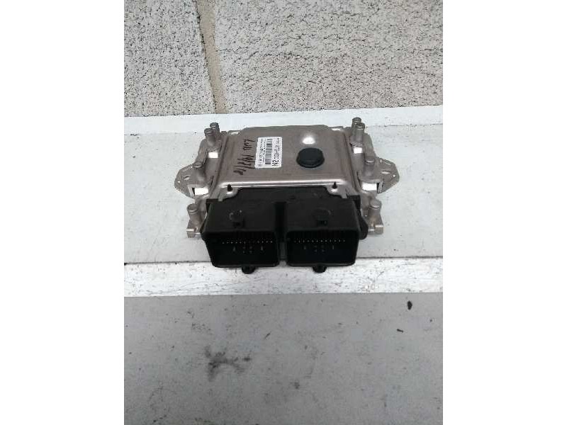 Recambio de centralita motor uce para opel agila b 1.2 cat (k12b / luy) referencia OEM IAM 0261S05713 3392085L00 N0