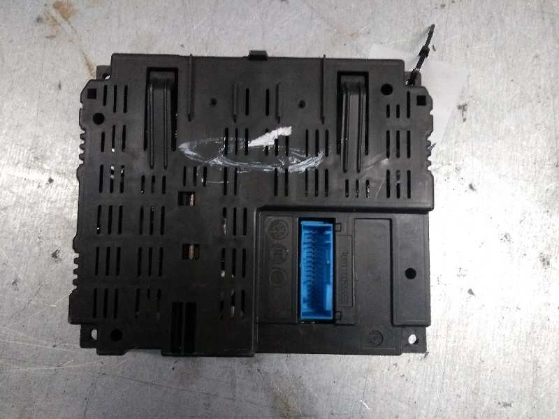 Recambio de caja reles / fusibles para fiat bravo (198) 1.6 jtdm 16v cat referencia OEM IAM 51838794 351284137336128 C141 C3194 