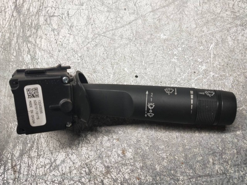 Recambio de mando limpia para chevrolet cruze ls referencia OEM IAM 13243595 92470110175 