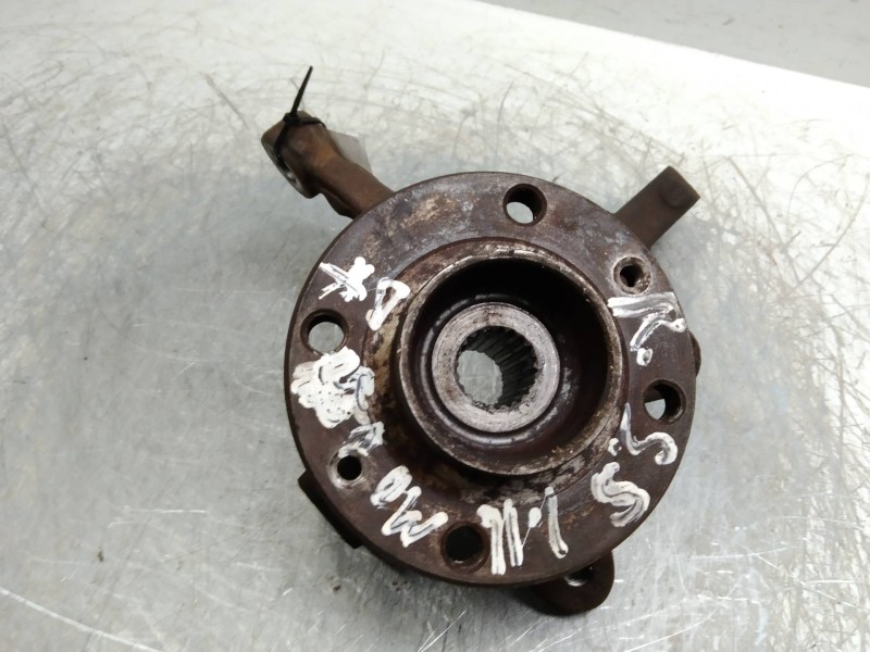 Recambio de mangueta delantera derecha para renault 5 (b/c40) 1.1 referencia OEM IAM   