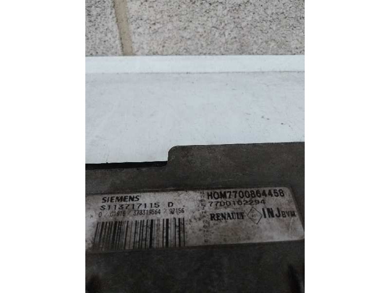 Recambio de centralita motor uce para renault laguna (b56) 1.8 referencia OEM IAM S113717115D HOM7700864458 7700102294 Recambio de centralita motor uce para renault laguna (b56) 1.8 referencia OEM IAM S113717115D HOM7700864458 7700102294