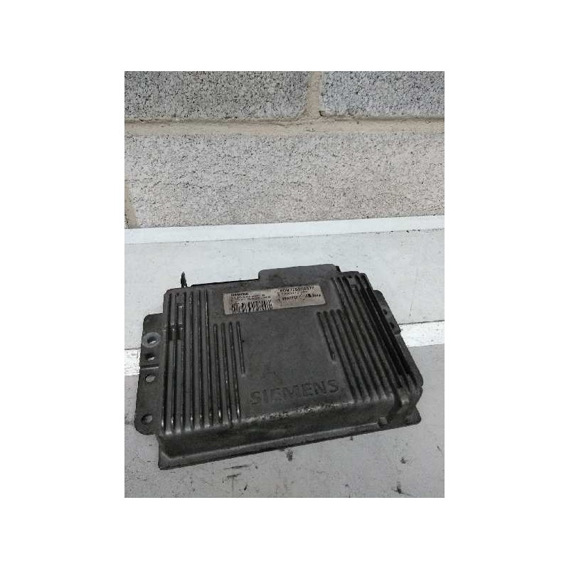Recambio de centralita motor uce para renault clio ii fase i (b/cbo) 1.6 referencia OEM IAM S115303102B HOM7700110372 7700112340