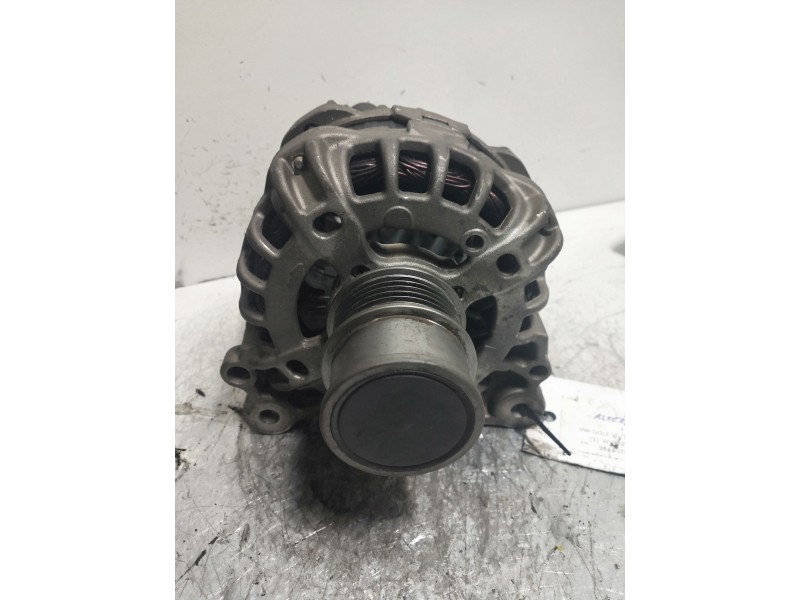 Recambio de alternador para volkswagen golf vii variant (bv5) advance bmt referencia OEM IAM 04E903021M  