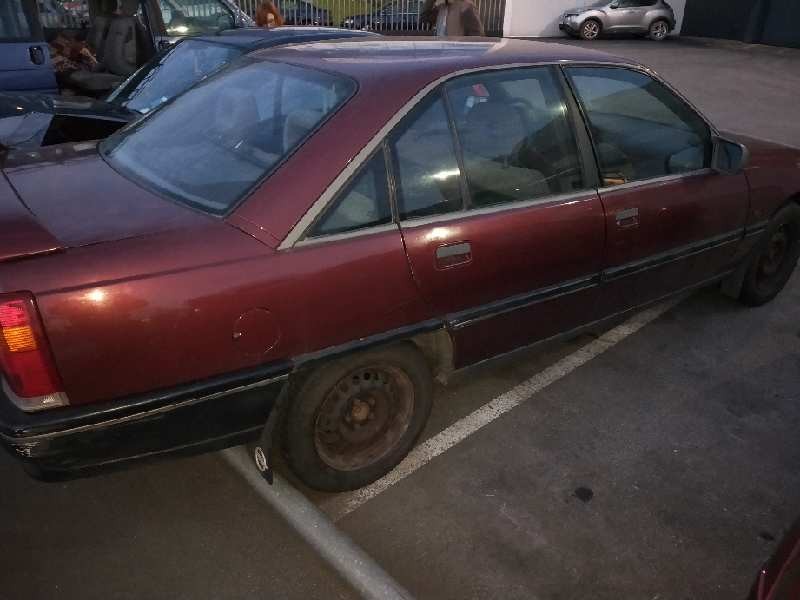 opel omega del año 1990