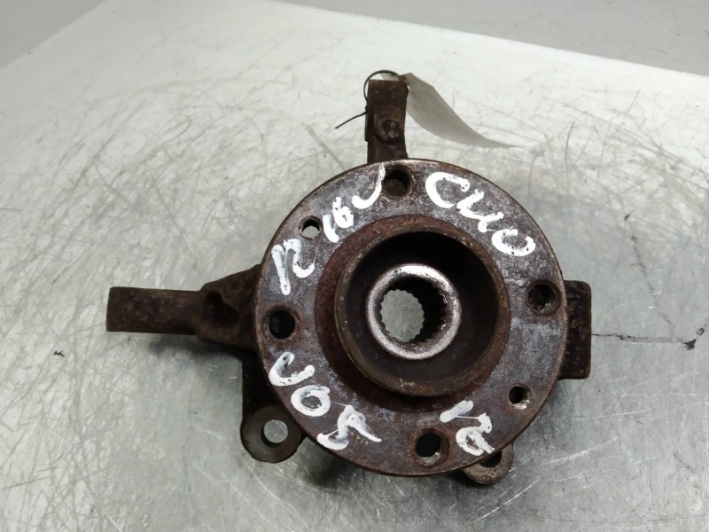 Recambio de mangueta delantera derecha para renault clio iii 1.2 16v referencia OEM IAM   