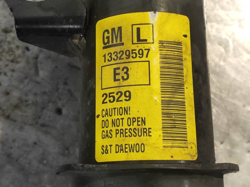Recambio de amortiguador delantero izquierdo para chevrolet cruze ls referencia OEM IAM 13329597  