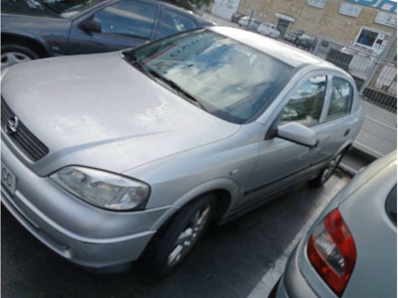 opel astra g berlina del año 1999