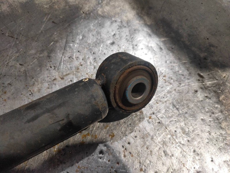 Recambio de amortiguador trasero izquierdo para chevrolet cruze ls referencia OEM IAM 13329527  