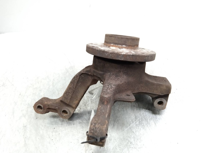 Recambio de mangueta delantera derecha para renault clio iii business referencia OEM IAM   