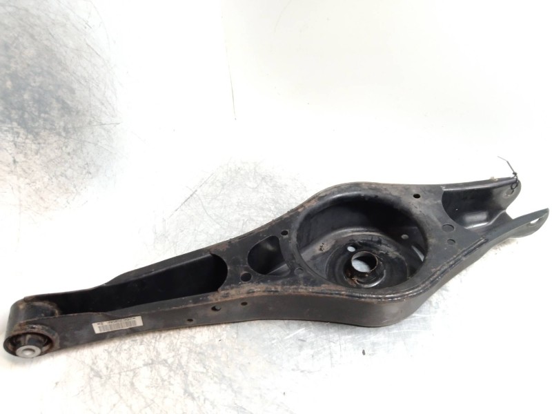 Recambio de brazo suspension inferior trasero derecho para volkswagen golf plus (5m1) 1.9 tdi referencia OEM IAM   