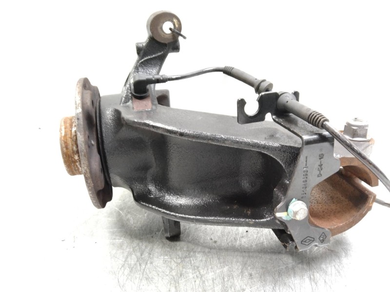 Recambio de mangueta delantera derecha para renault clio iv renault sport referencia OEM IAM   