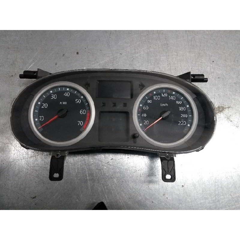 Recambio de cuadro instrumentos para renault clio ii fase ii (b/cb0) 1.2 16v referencia OEM IAM P8200276531A NS8888090D 