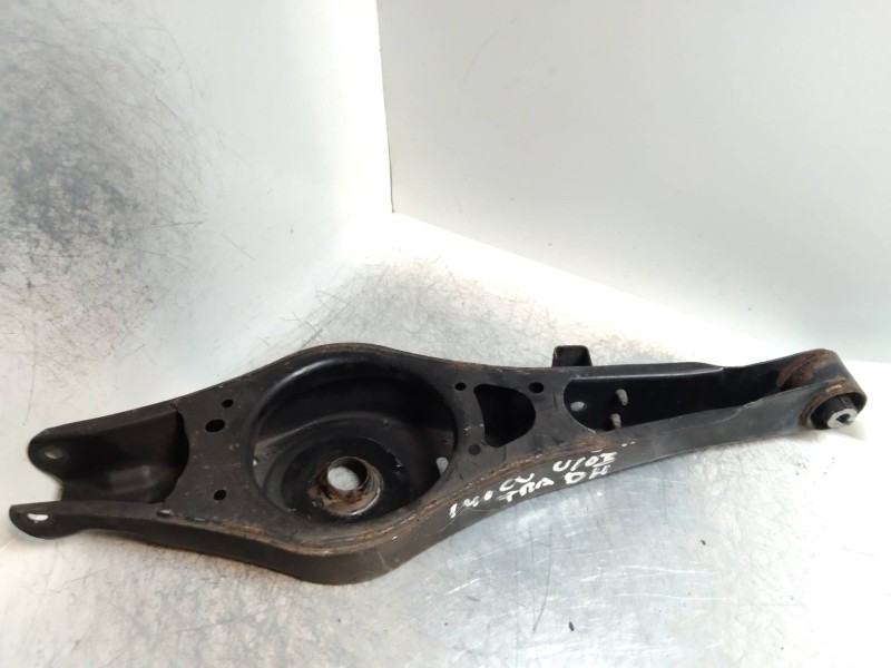 Recambio de brazo suspension inferior trasero derecho para volkswagen golf v berlina (1k1) 2.0 tdi referencia OEM IAM   