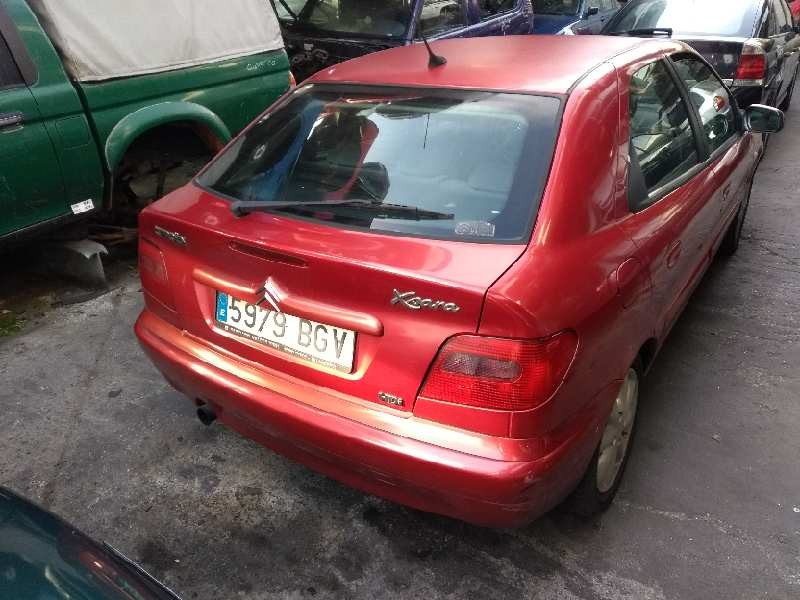 citroen xsara berlina del año 2001