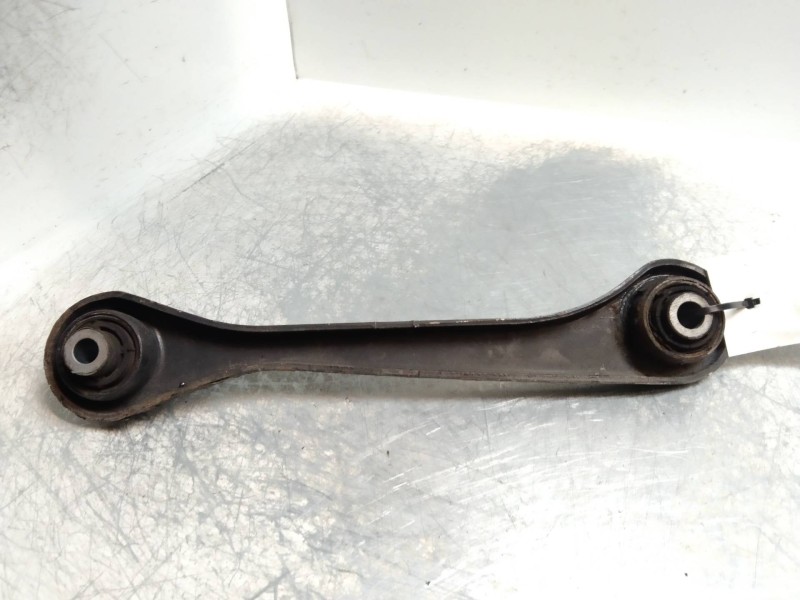 Recambio de brazo suspension inferior trasero derecho para volkswagen golf v berlina (1k1) gti referencia OEM IAM   