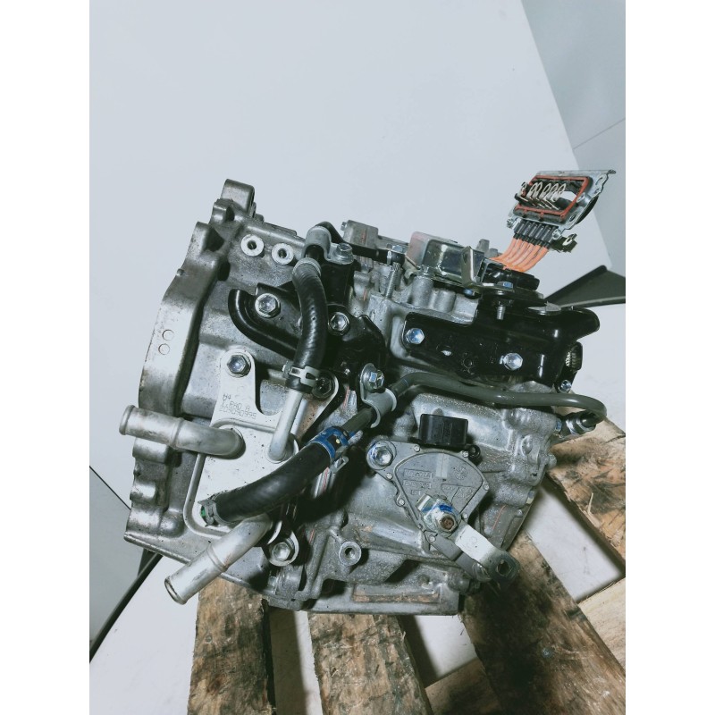 Recambio de caja cambios para toyota corolla touring sports (e21) hybrid business referencia OEM IAM A05153 1910244 