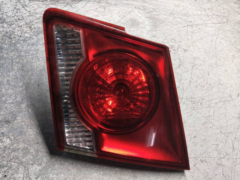 Recambio de piloto trasero izquierdo interior para chevrolet cruze ls referencia OEM IAM   