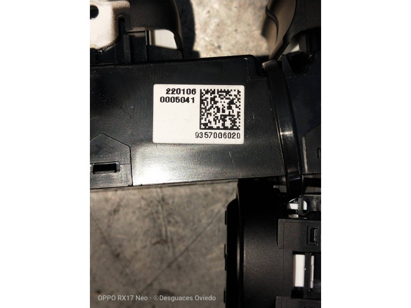 Recambio de mando elevalunas delantero izquierdo para kia picanto (ja) concept referencia OEM IAM 93570G6020  