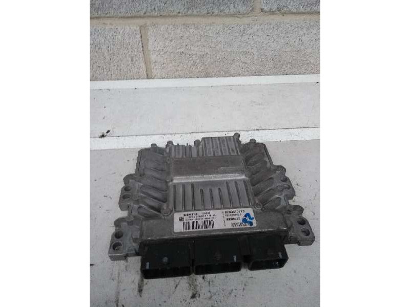 Recambio de centralita motor uce para renault megane iii berlina 5 p dynamique referencia OEM IAM S122326114A 8200843713 8200807