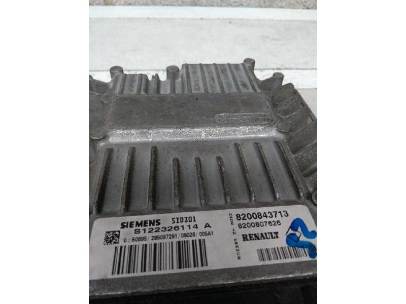 Recambio de centralita motor uce para renault megane iii berlina 5 p dynamique referencia OEM IAM S122326114A 8200843713 8200807