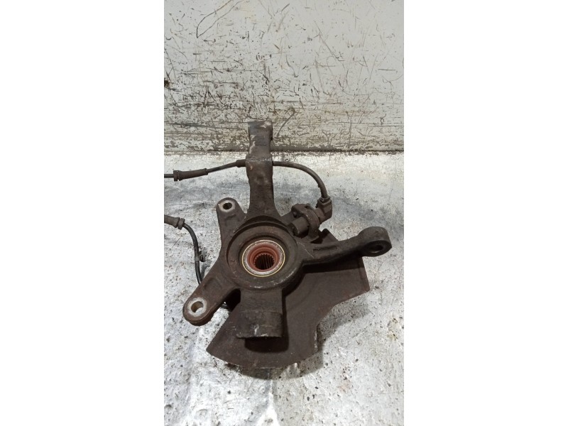 Recambio de mangueta delantera derecha para chevrolet kalos 1.4 se referencia OEM IAM   