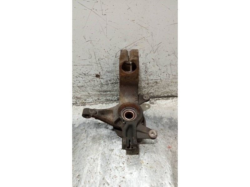 Recambio de mangueta delantera izquierda para renault megane ii berlina 3p luxe privilege referencia OEM IAM   