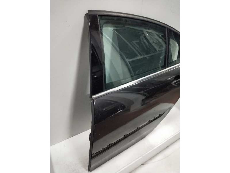 Recambio de puerta trasera izquierda para renault laguna iii 1.5 dci diesel referencia OEM IAM   
